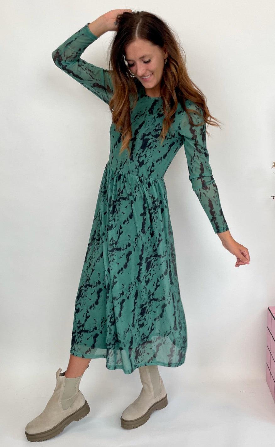 Freequent Kjole - Annah - Fir With Black