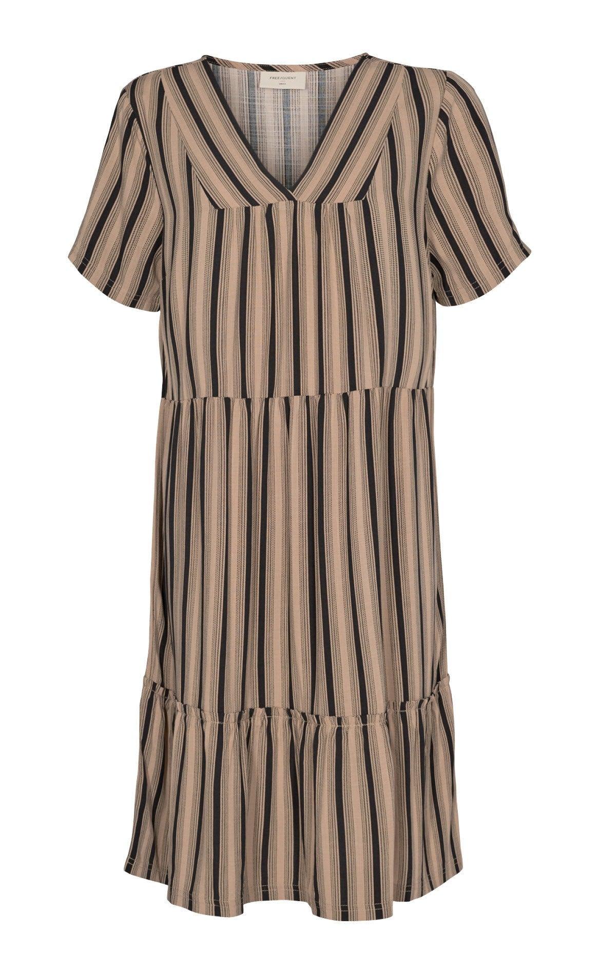 Freequent Kjole - Dea Stripe - Black