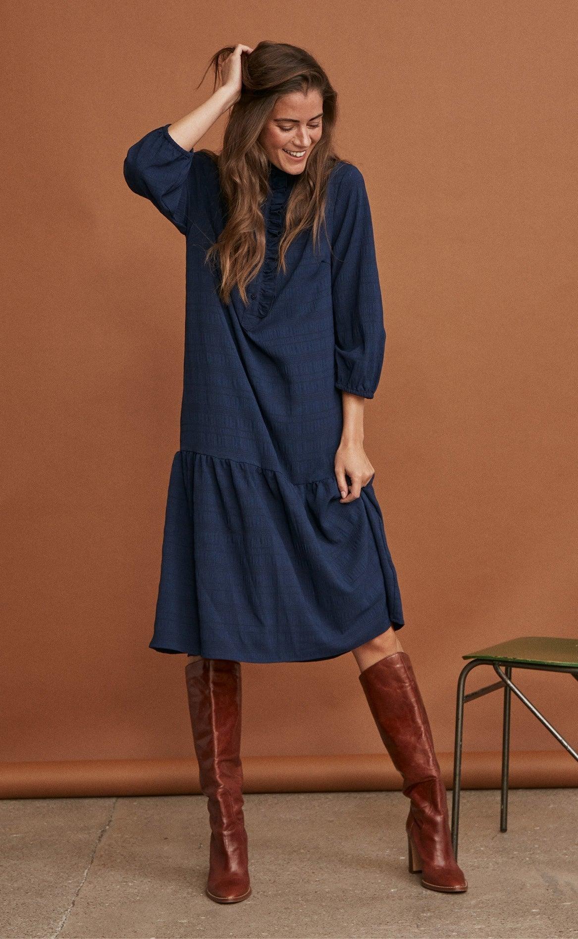 Freequent Kjole - Melisse - Navy
