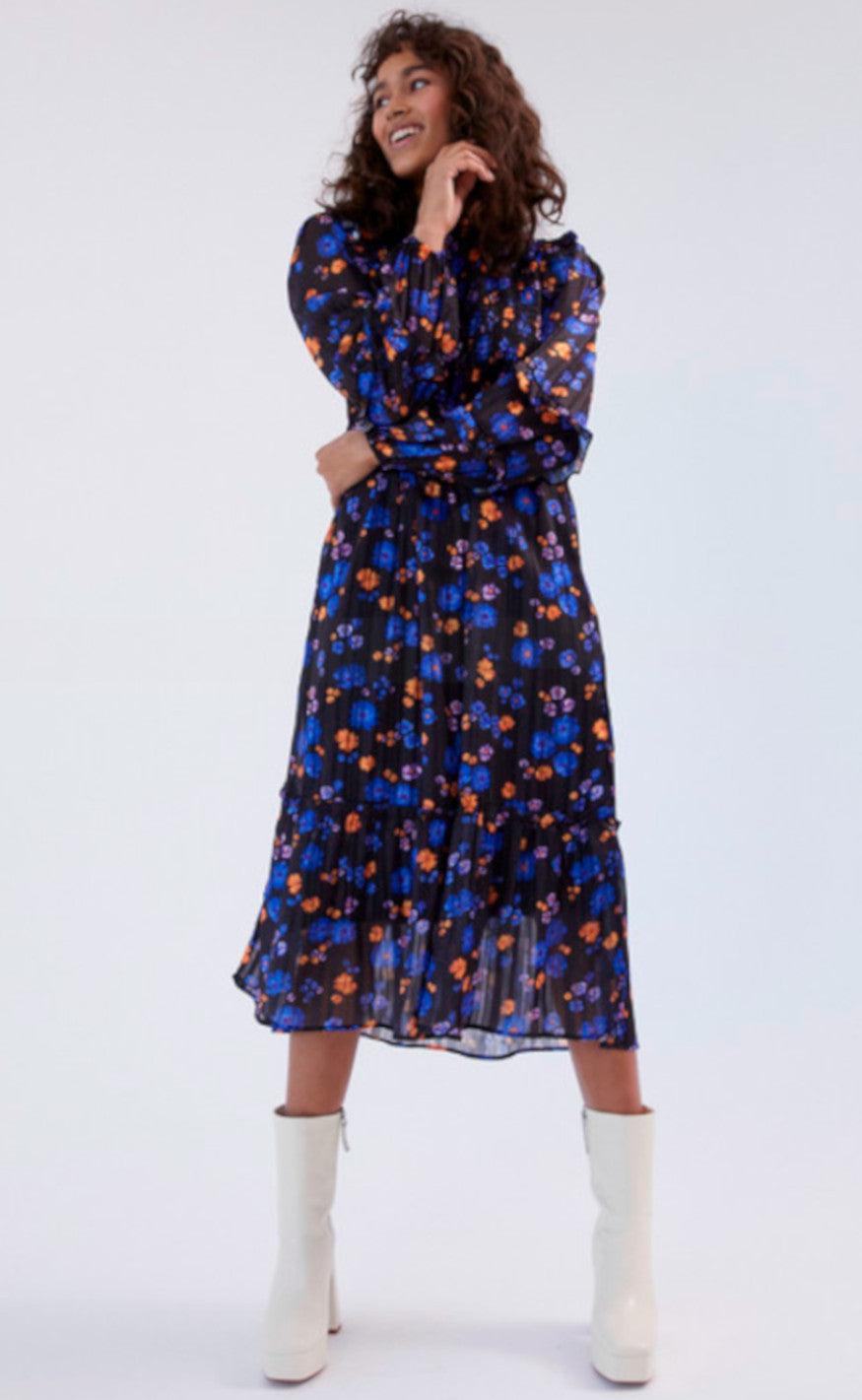 Freequent Kjole - Paulin - Black With Amparo Blue