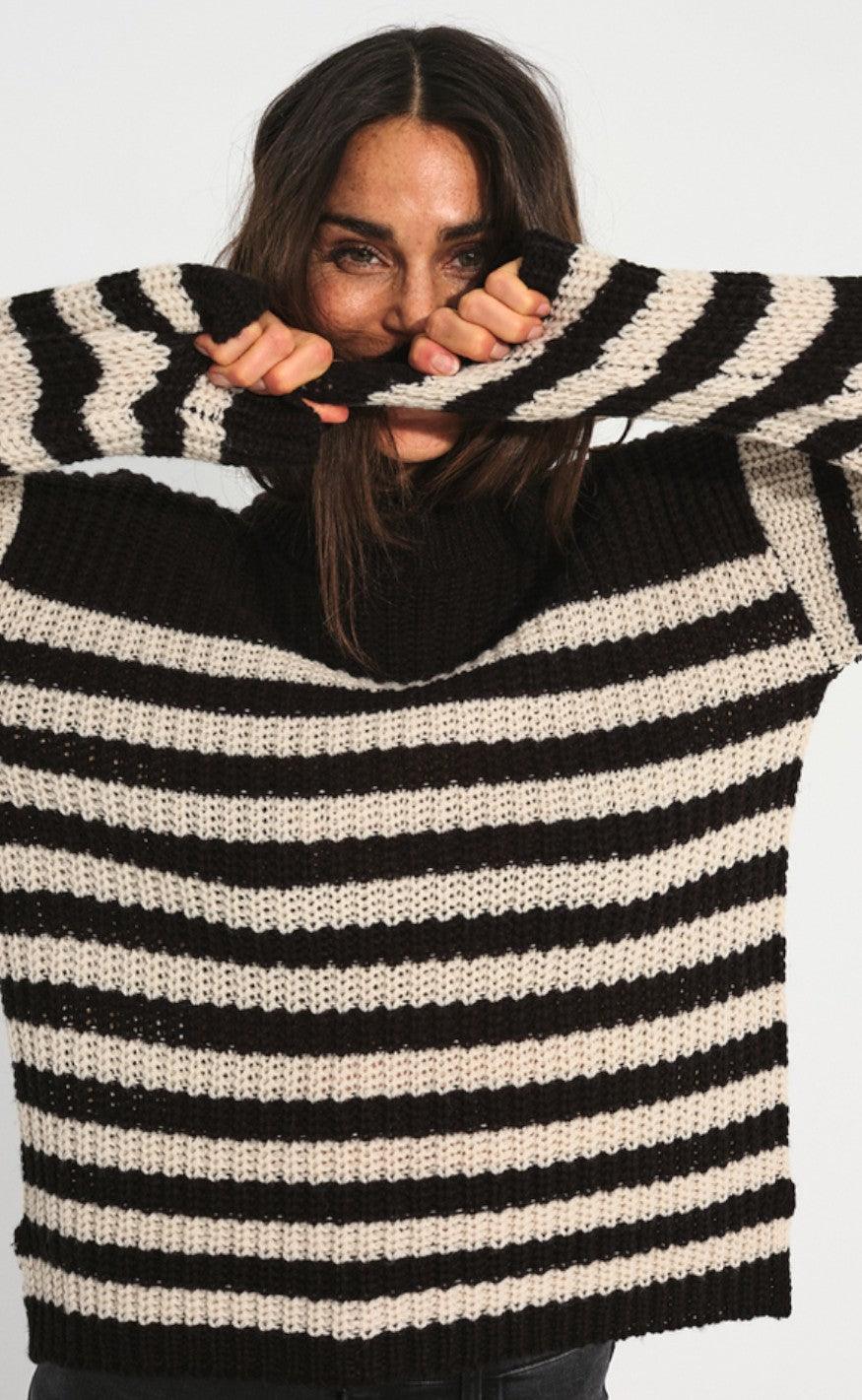 Freequent Sweater - Cox - Black With Moonbeam