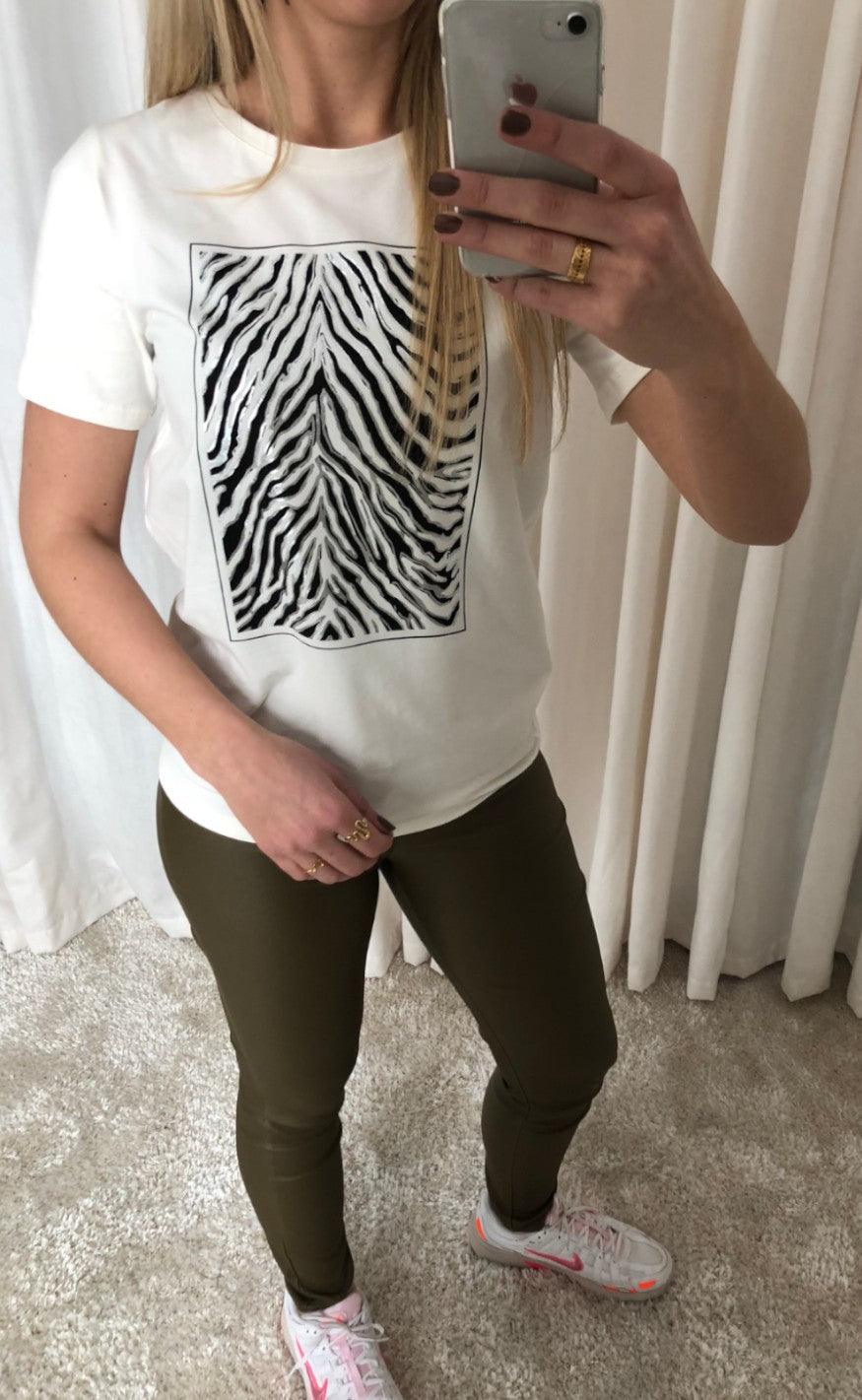 Freequent T-shirt - Nola - Zebra Off White