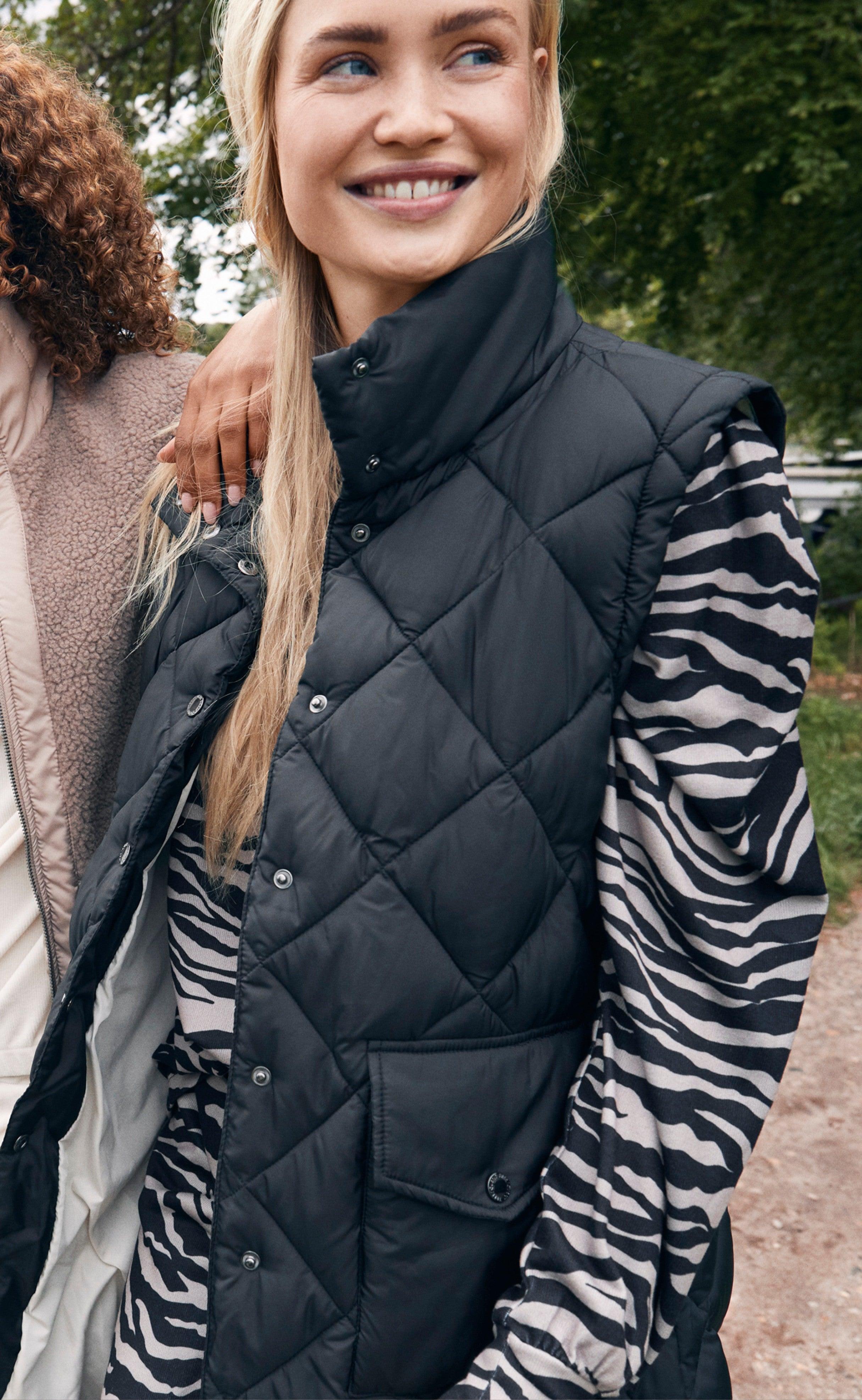 Freequent Vest - Olga Long - Black