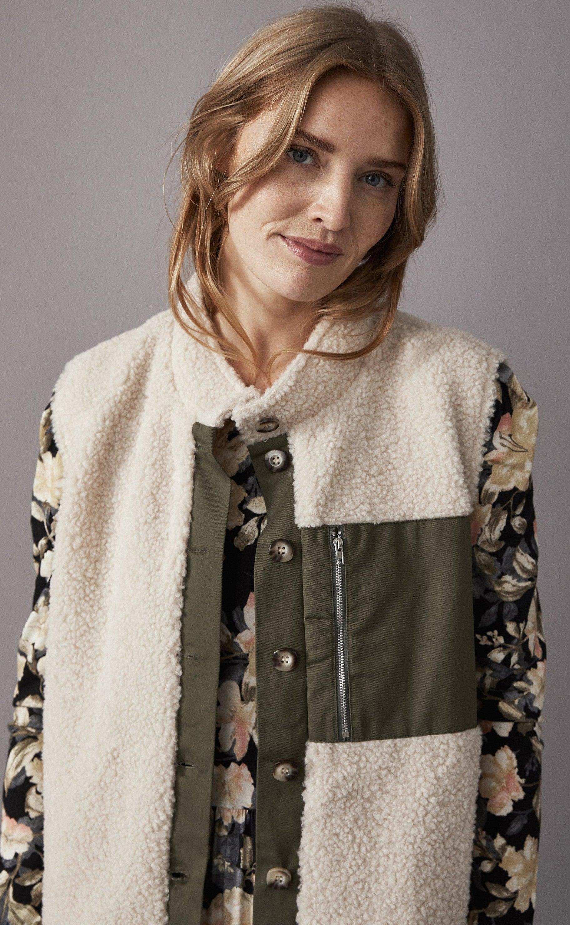Freequent Vest - Vivi - Birch W. Olive
