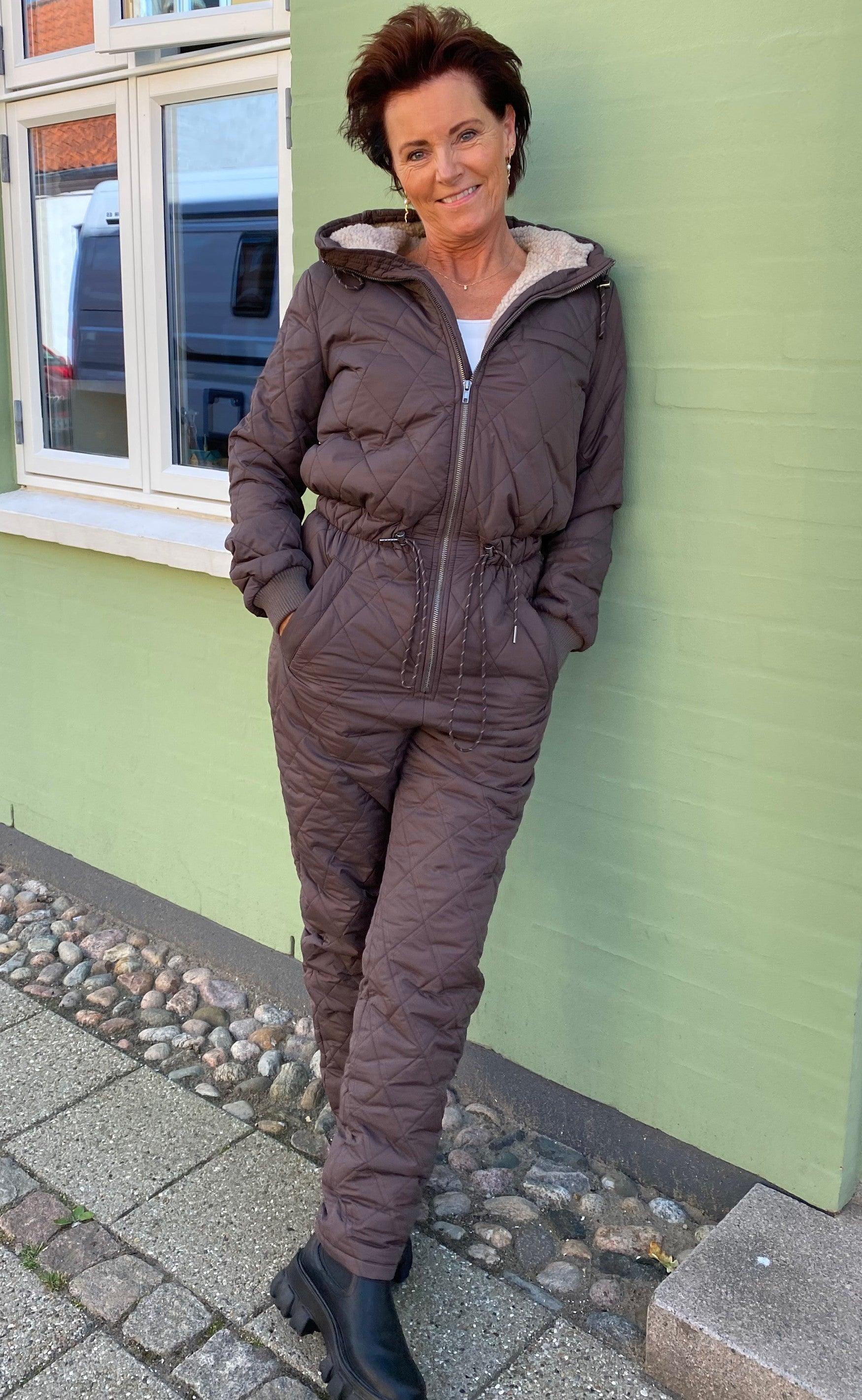 Global Funk Flyverdragt / Termodragt - Isolde T Teddo Recycled - Dark Mocca