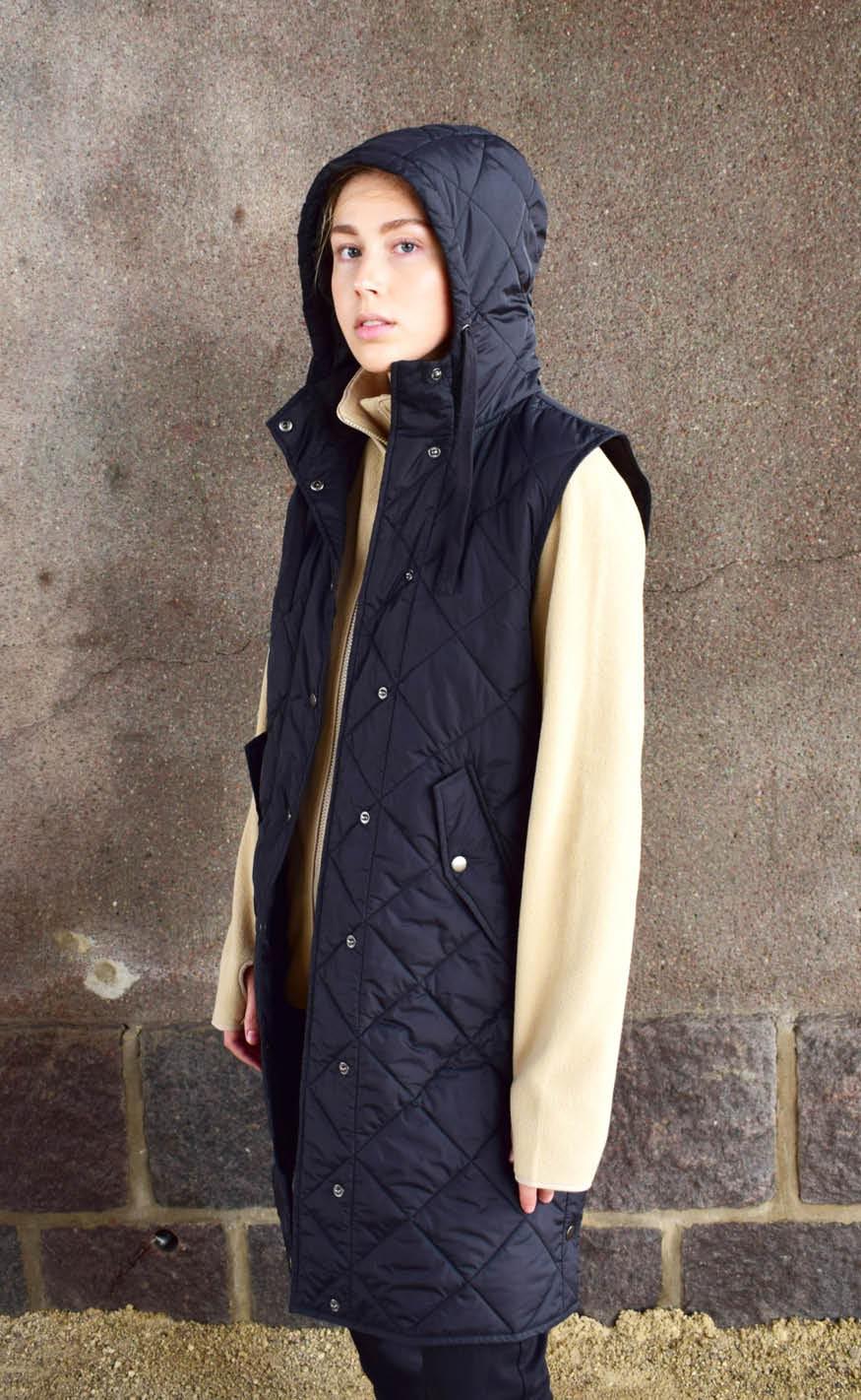 Global Funk Vest - Jace - Black