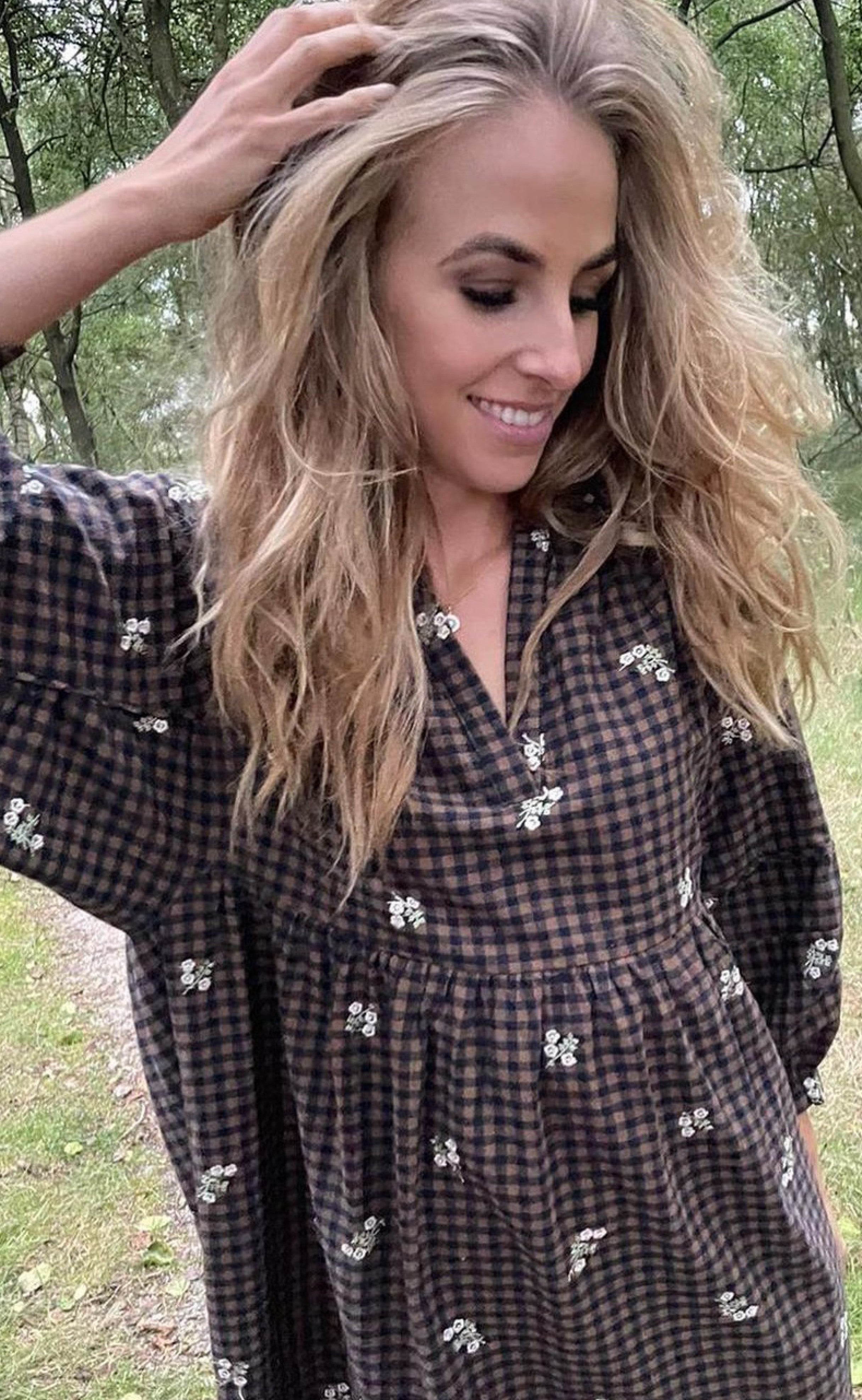 Gossia Kjole - Kaia - Camel Navy Check