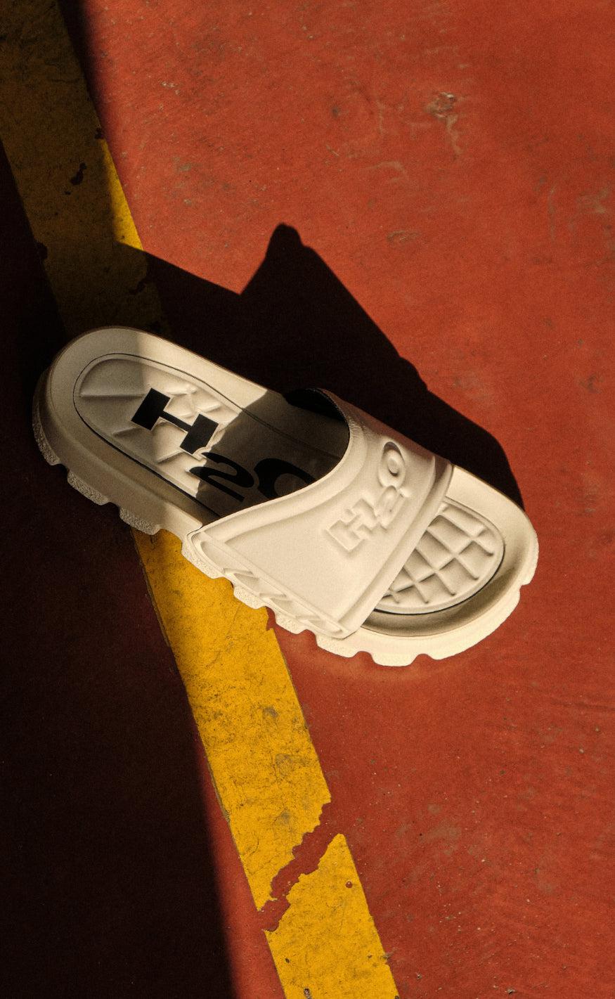 H2O Sandal - Trek - Creme White