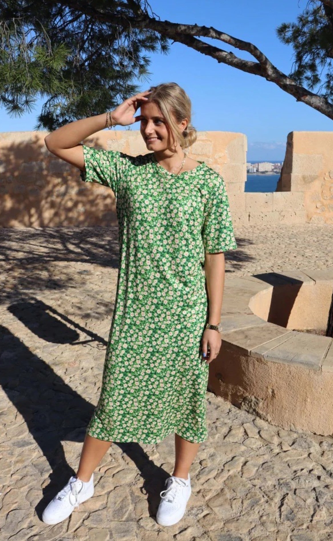 Liberte Kjole - Alma - Green Flower
