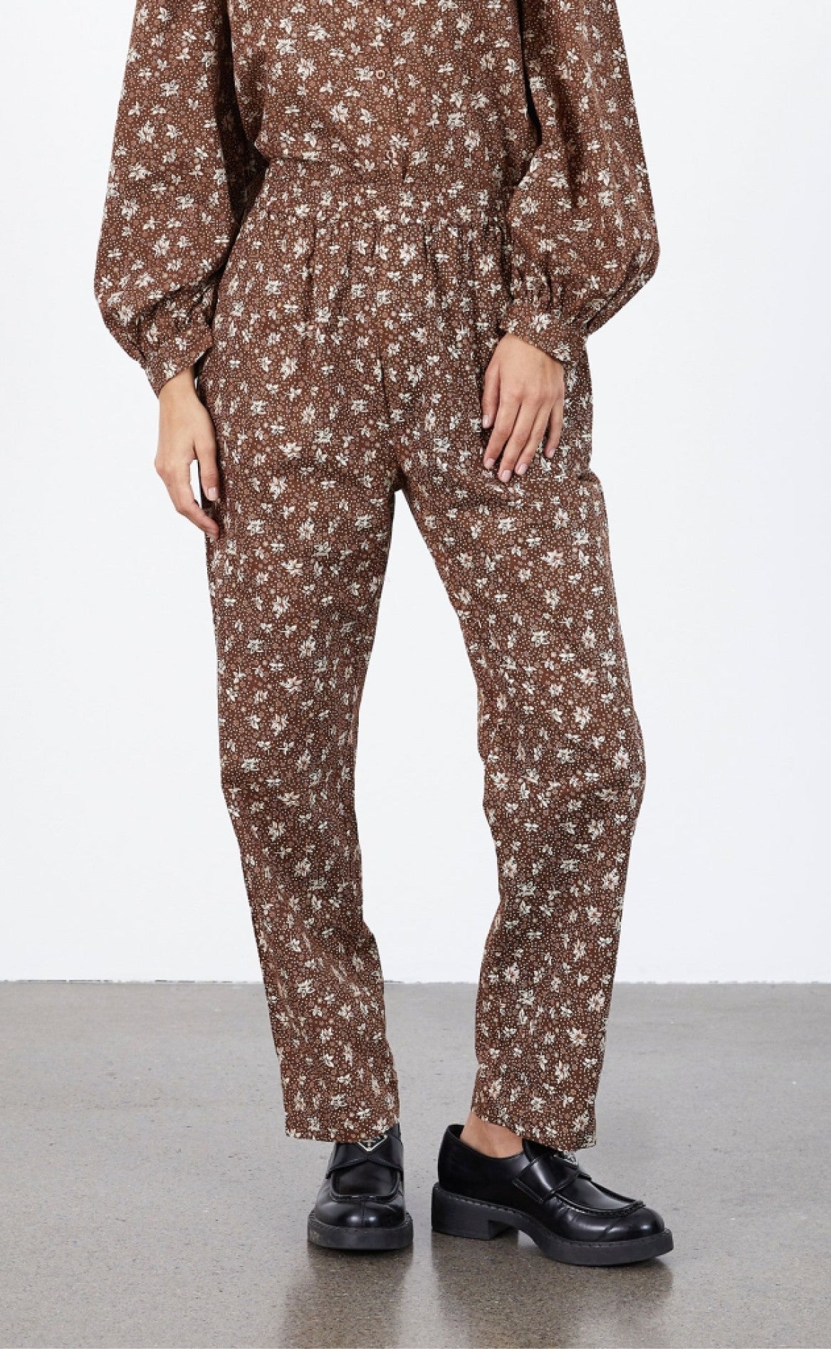 Lollys Laundry Bukser - Bill - Flower Print brown