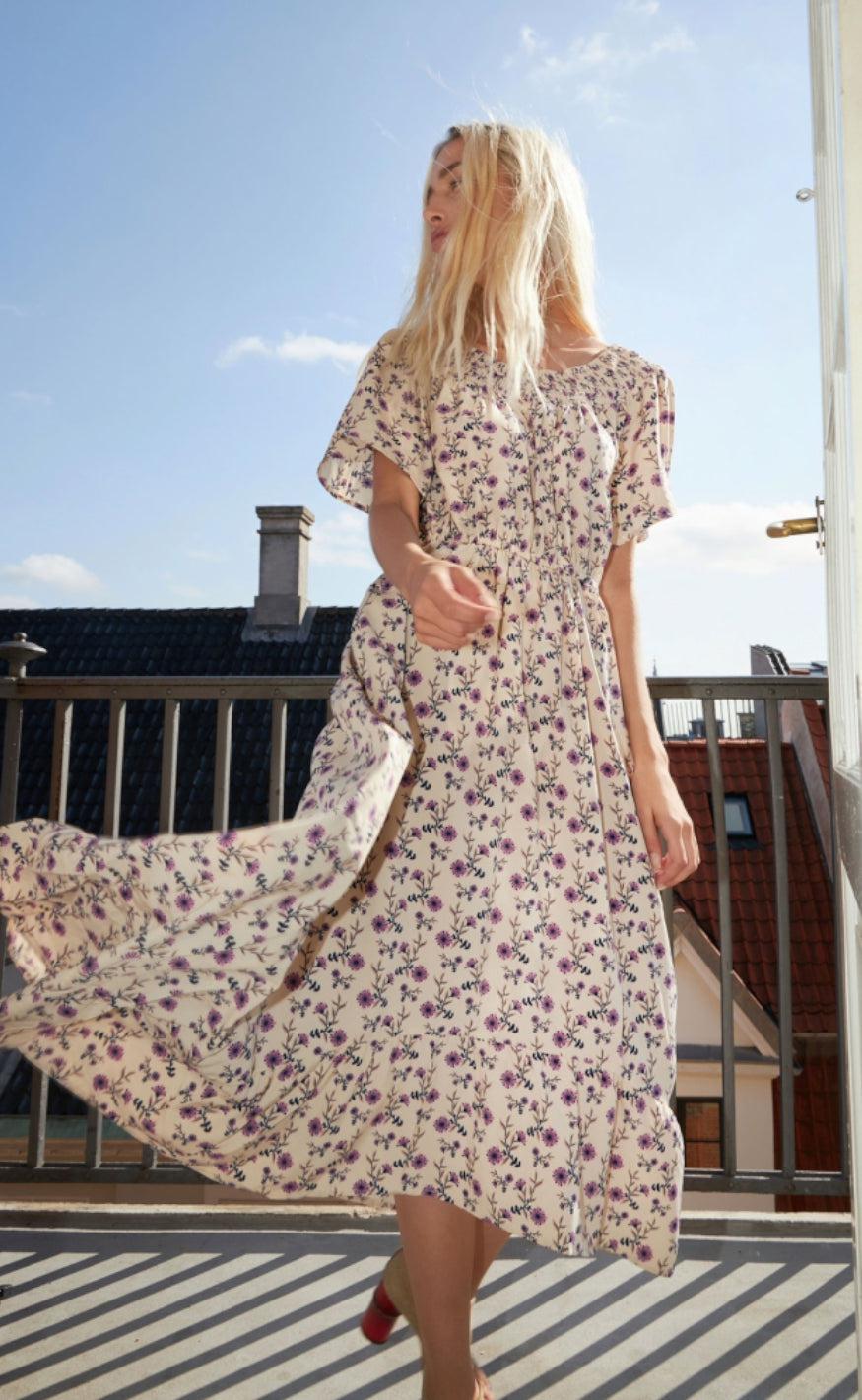 Lollys Laundry Dress - Flora - Creme