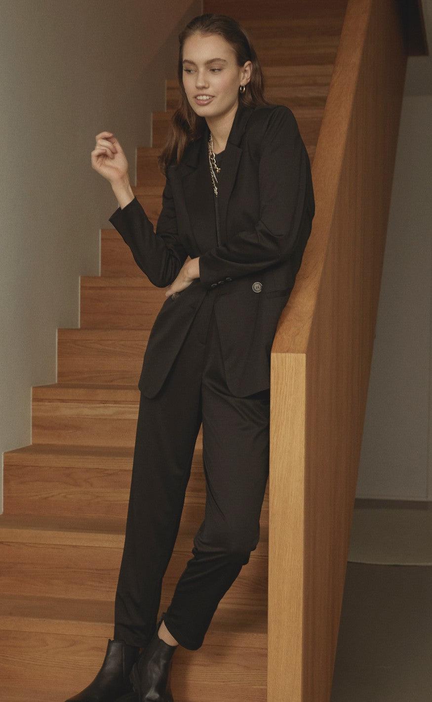 Love & Divine Blazer - Love590 - Black