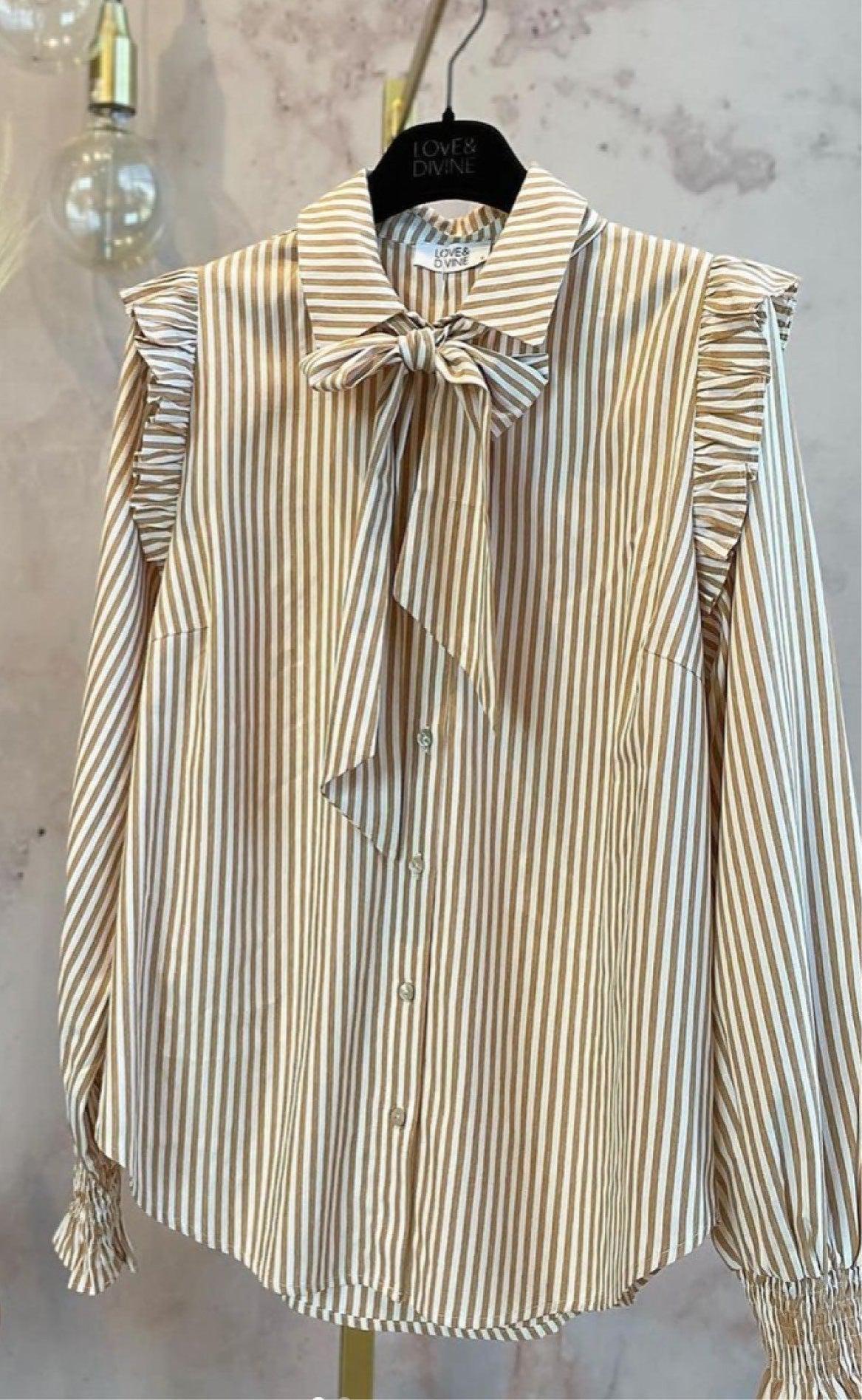 Love & Divine Bluse - Love687 - Camel / White
