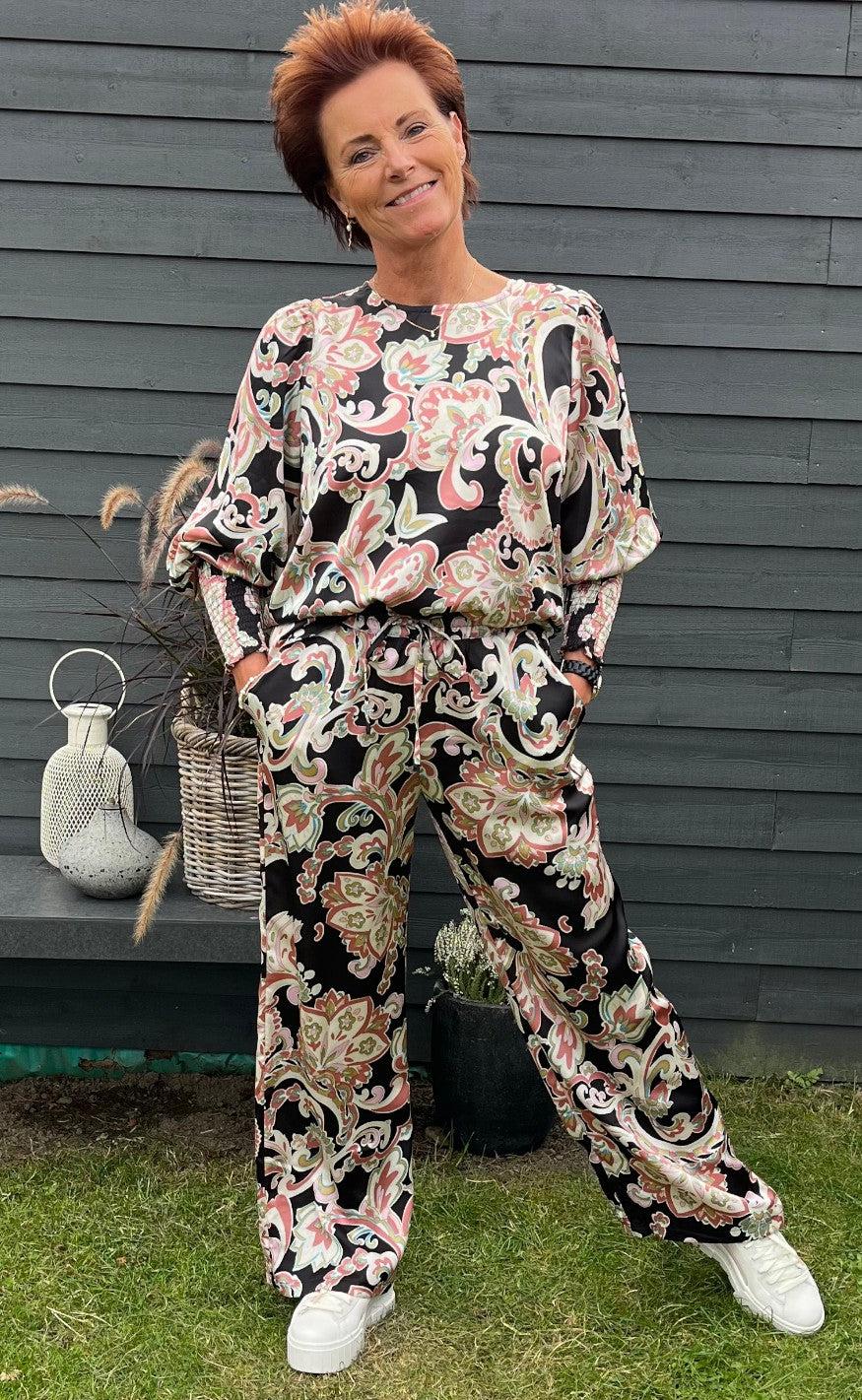 Love & Divine Bluse - Love738-6 - Black Rose
