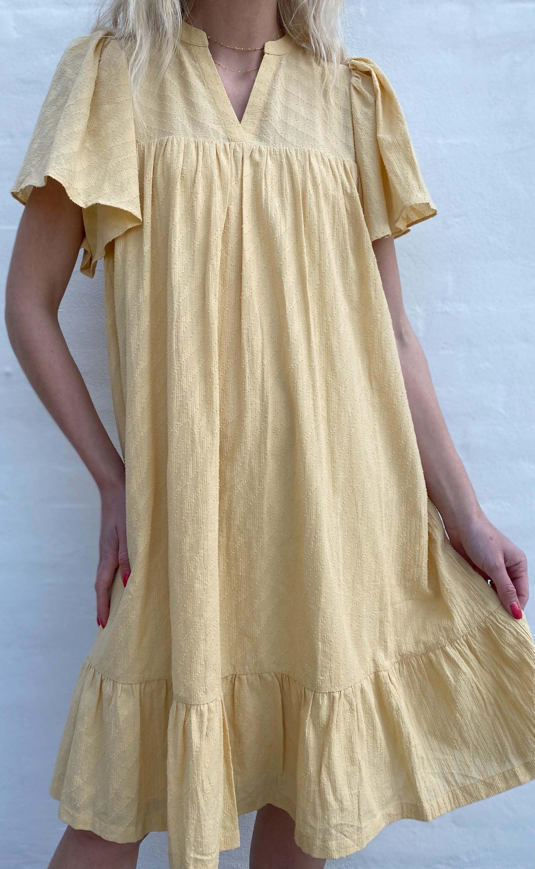 Love & Divine Kjole - Love484-2 - Yellow