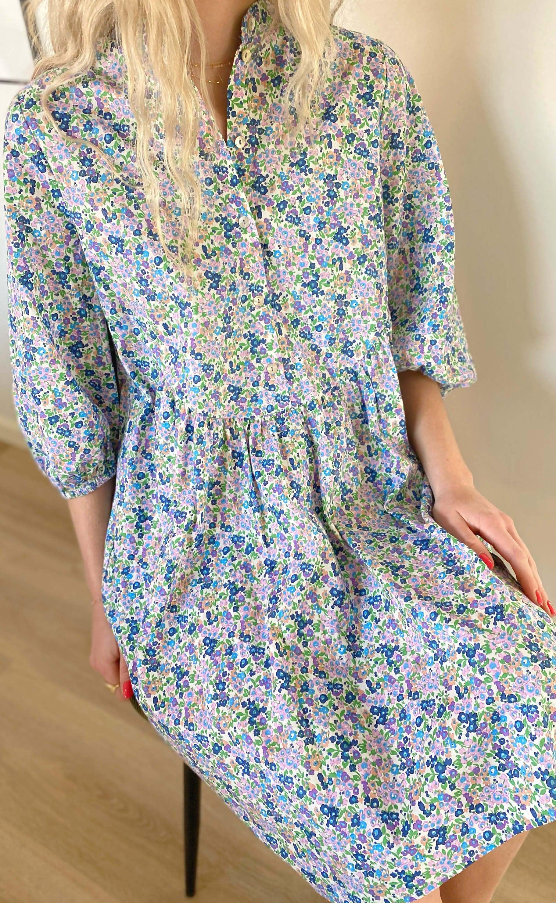 Love & Divine Kjole - Love623 - Multi Flower