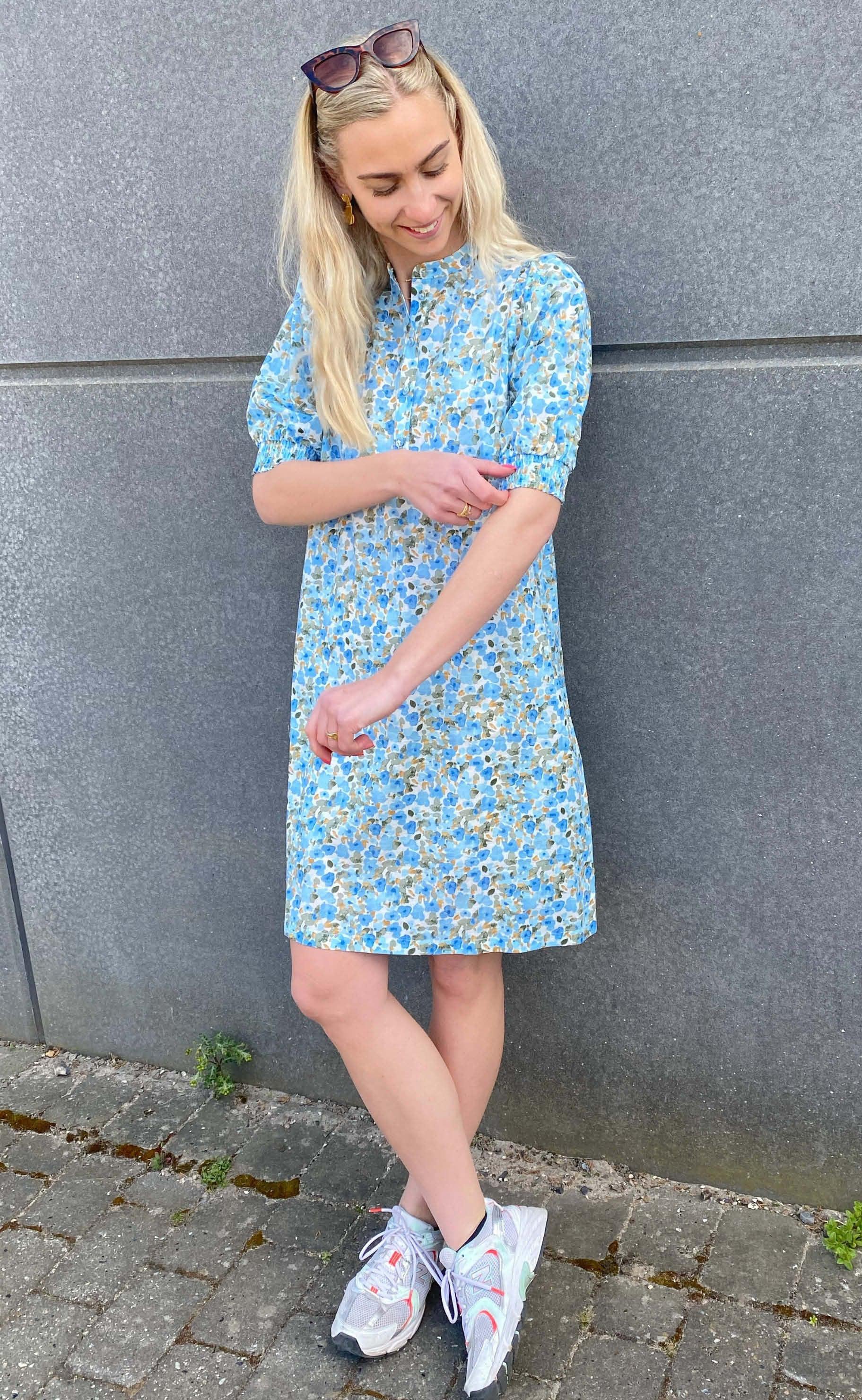 Love & Divine Kjole - Love649 - Blue/Khaki Flower