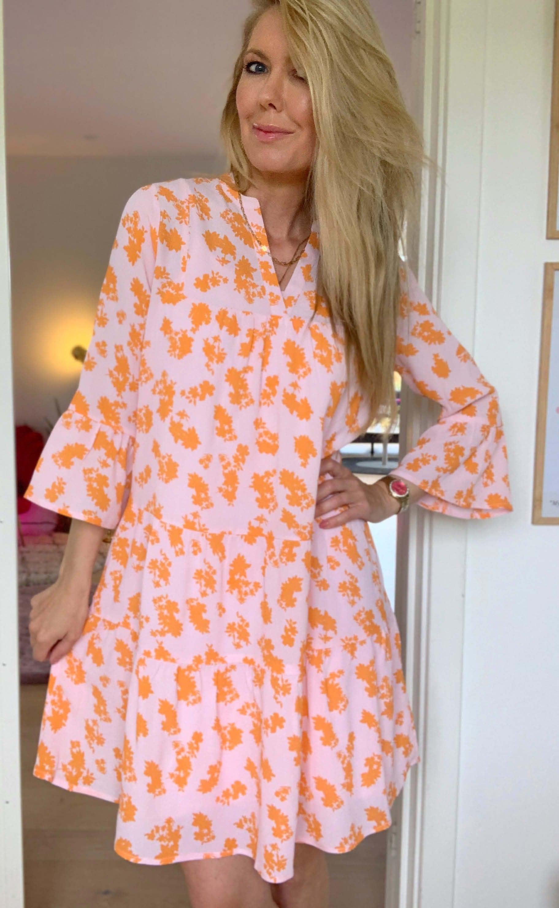 Neo Noir Kjole - Gunvor Primerose - Orange
