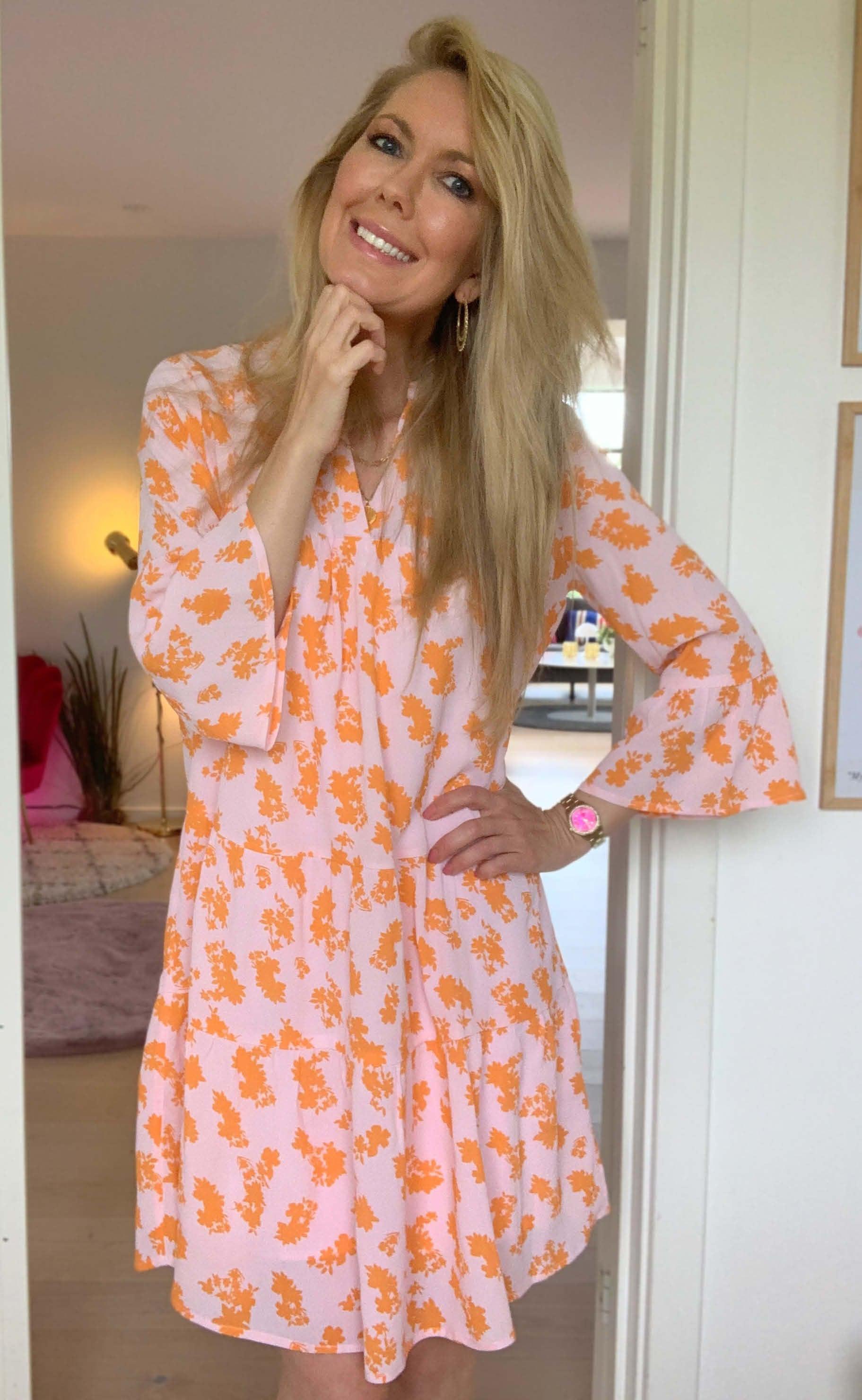 Neo Noir Kjole - Gunvor Primerose - Orange