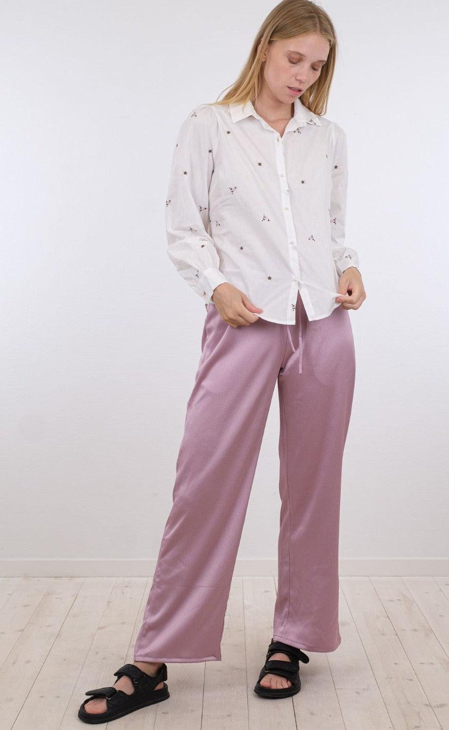Neo Noir Skjorte - Rydale Embroidery - White