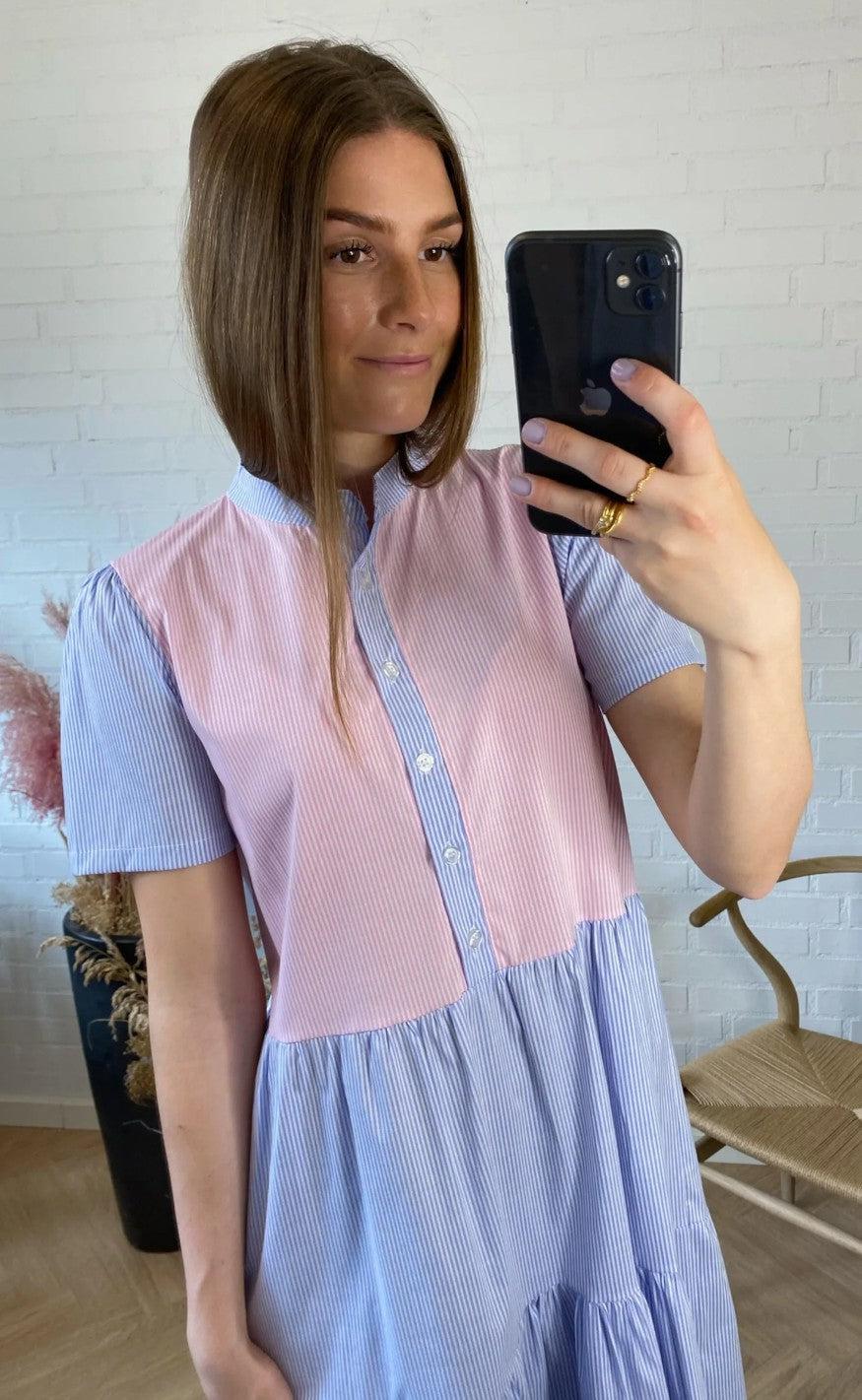 Noella Kjole - Lipe - Blue/Rose Stripe