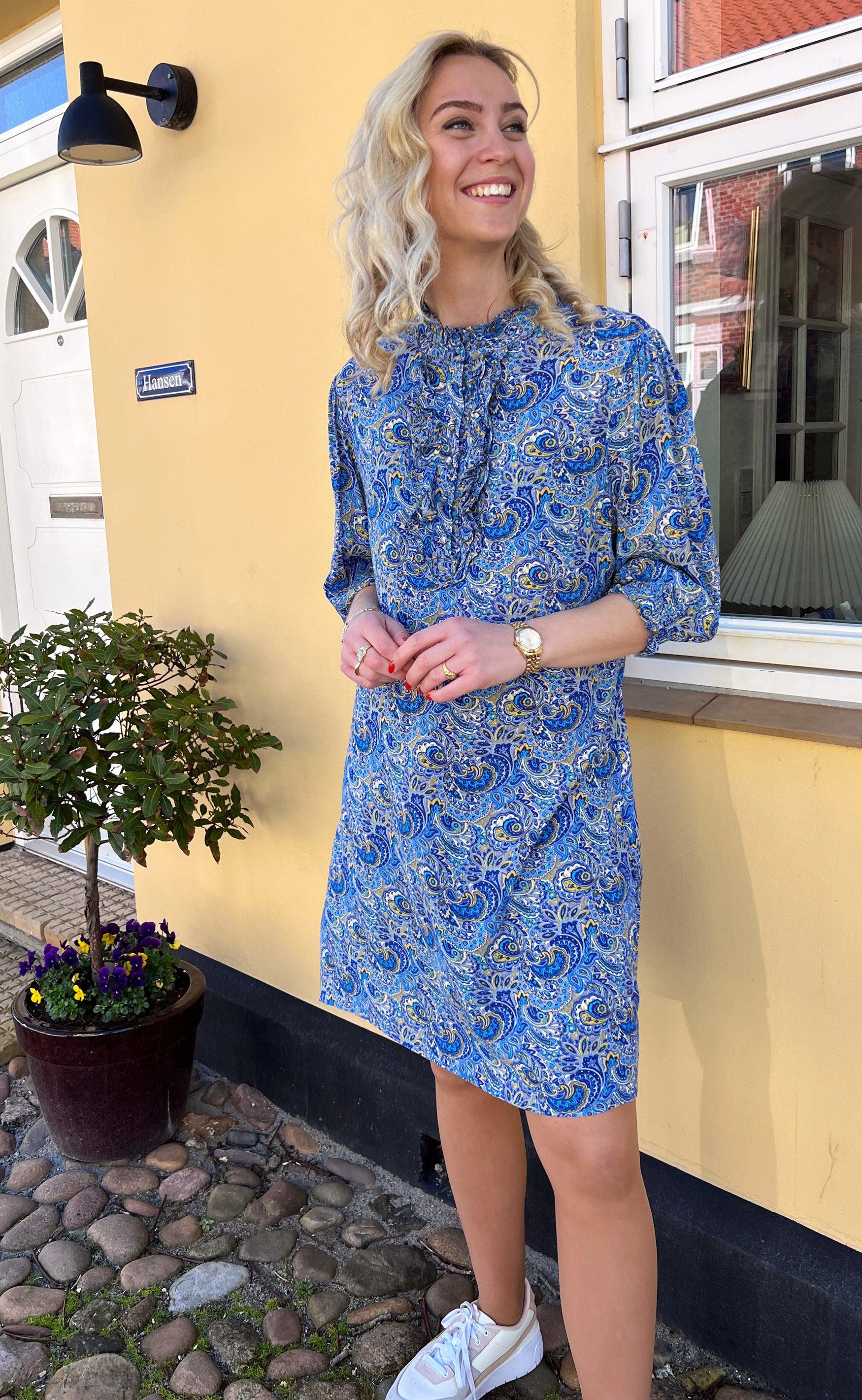 Say INA Copenhagen Kjole - Camilla - New Blue Paisley
