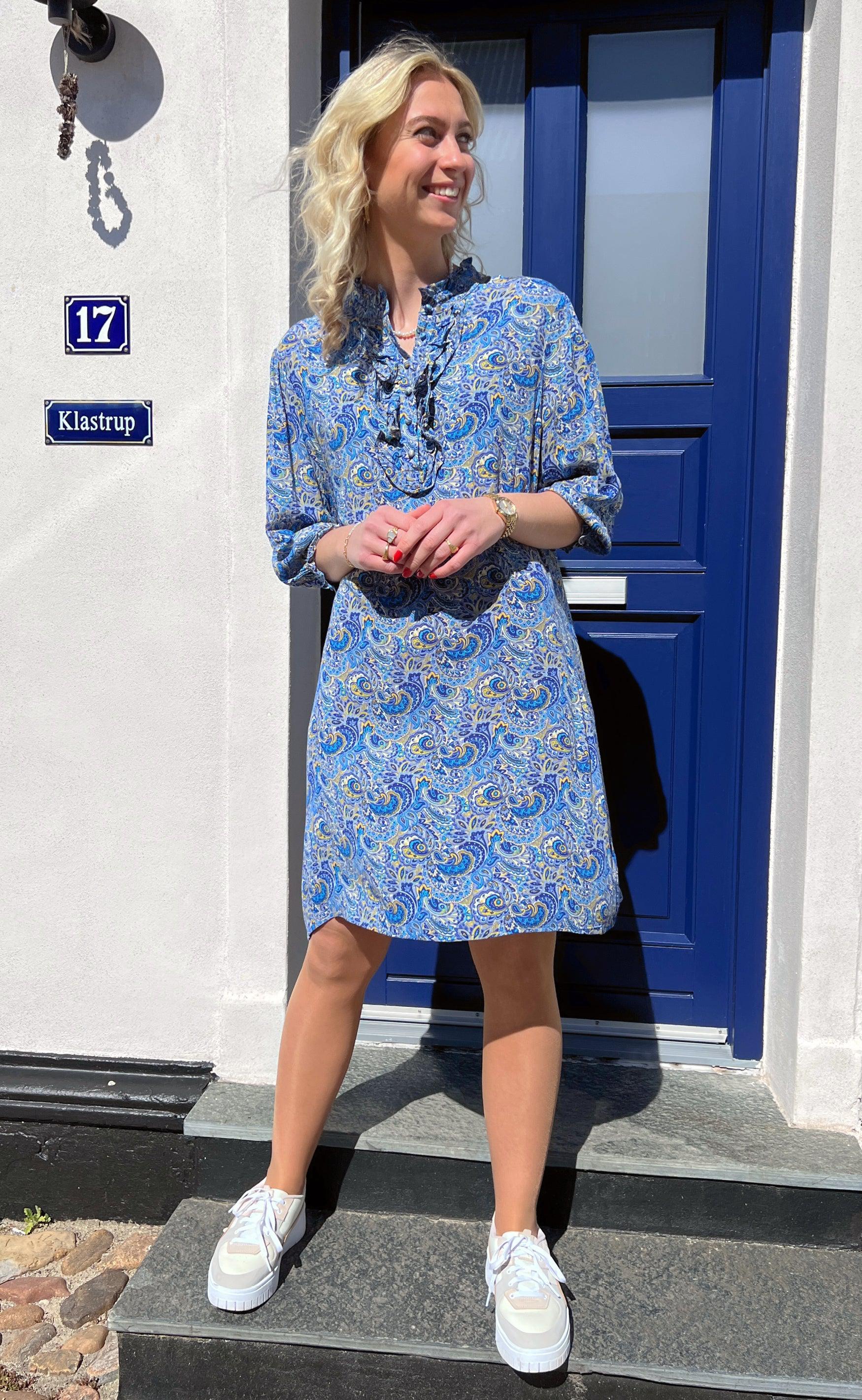 Say INA Copenhagen Kjole - Camilla - New Blue Paisley