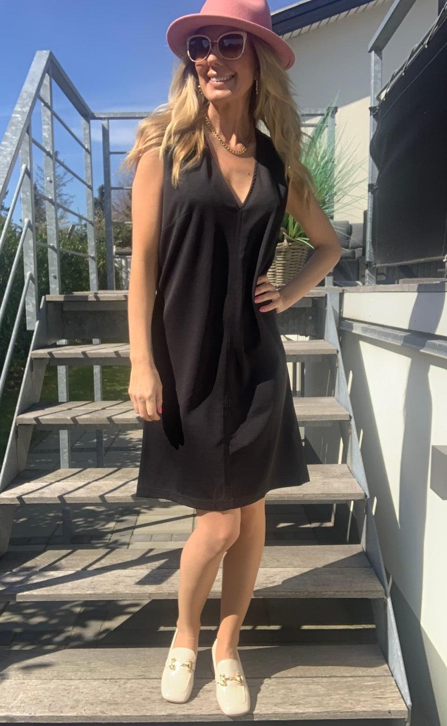 Say INA Copenhagen Kjole - Isa Spencer - Black