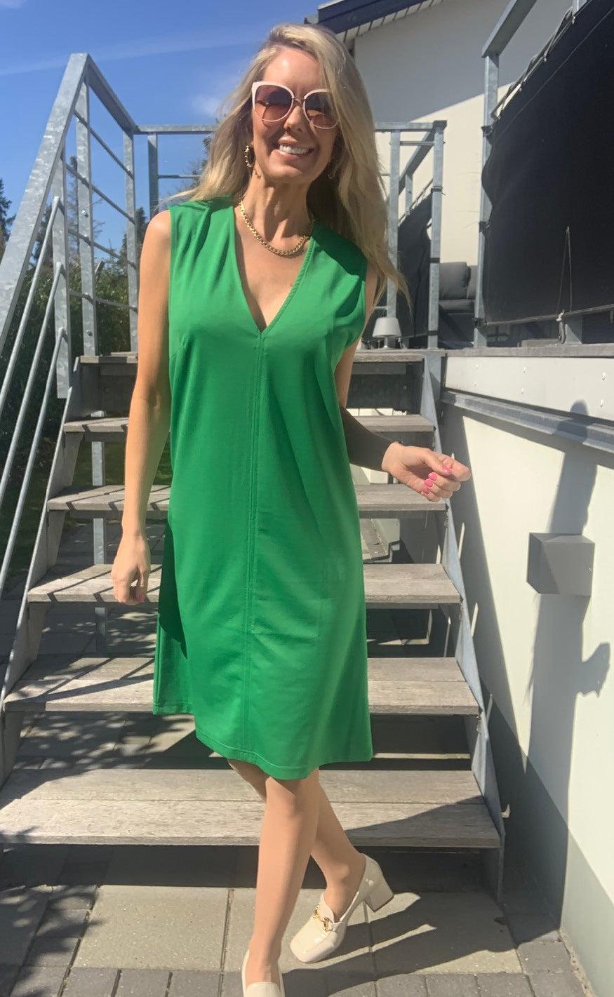 Say INA Copenhagen Kjole - Isa Spencer - Green