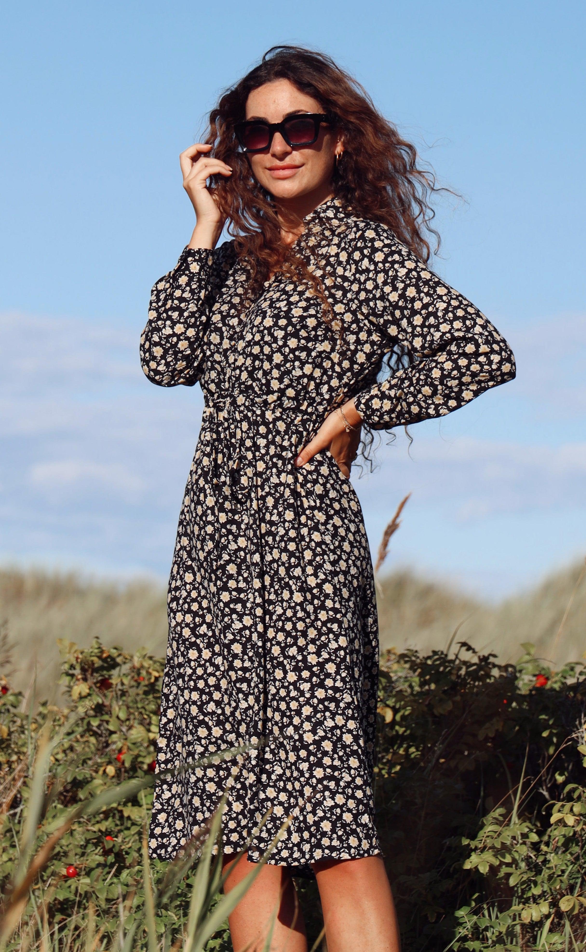 Say INA Copenhagen Kjole - Louisa - Black/Yellow Flower