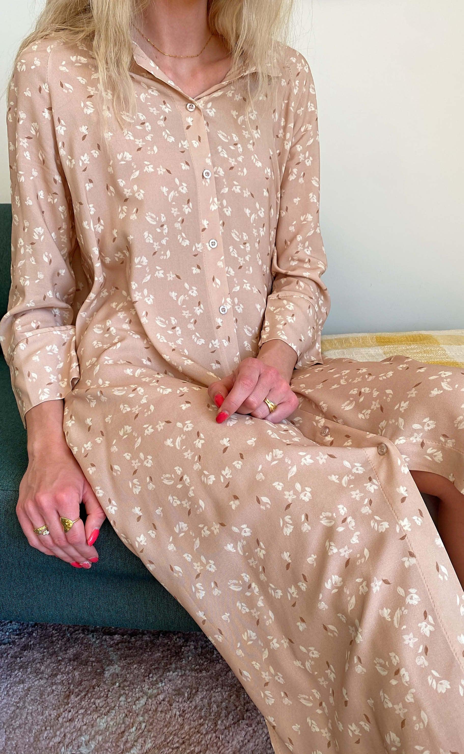 Say INA Copenhagen Kjole - Molly - Nude Flower