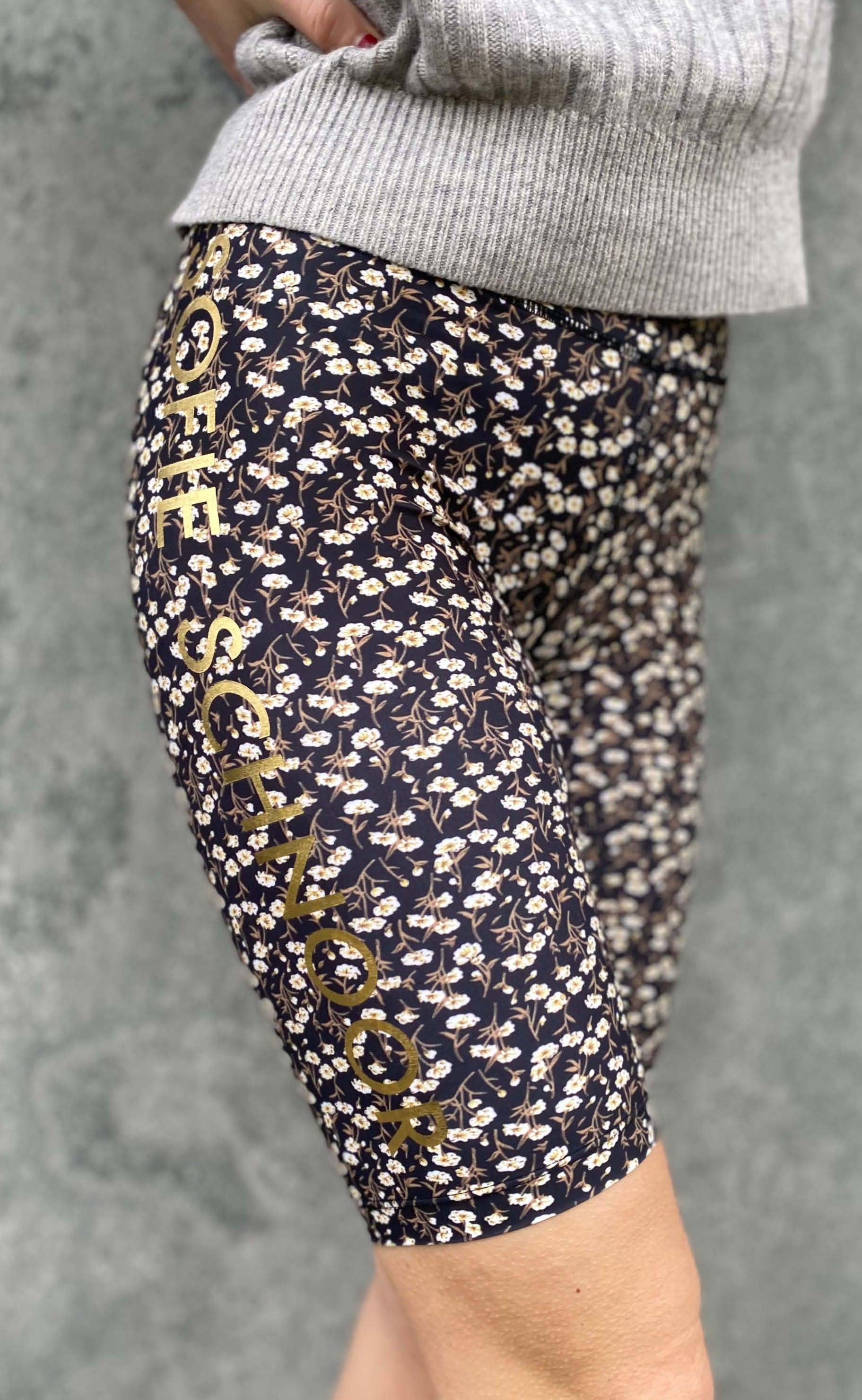 Sofie Schnoor Shorts S212305 - Adriana - Black Flower