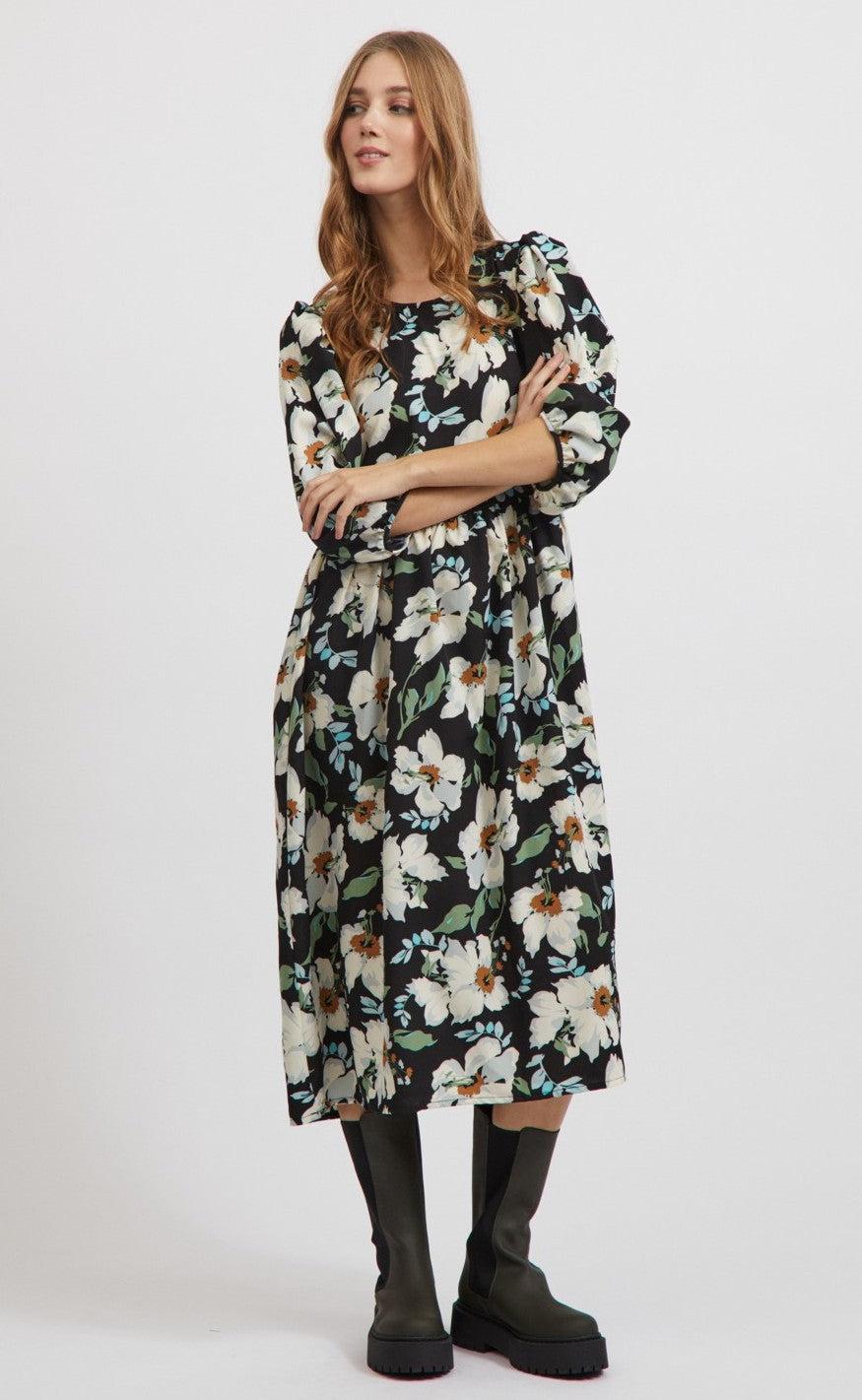 VILA Kjole - Pay - Black w. flowers