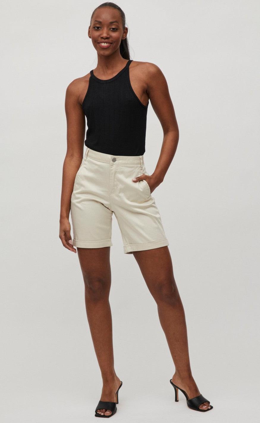 VILA Shorts - Chino - Birch