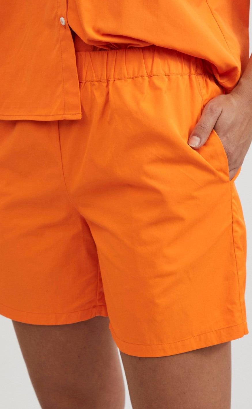 VILA Shorts - Katan - Golden Poppy