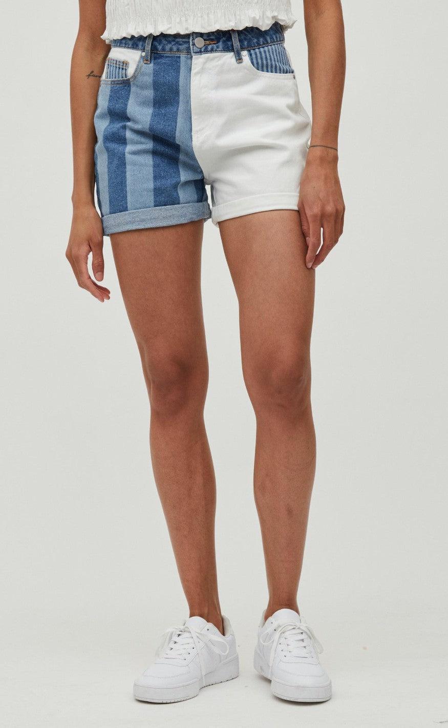 VILA Shorts - Nicala - Light Blue Denim