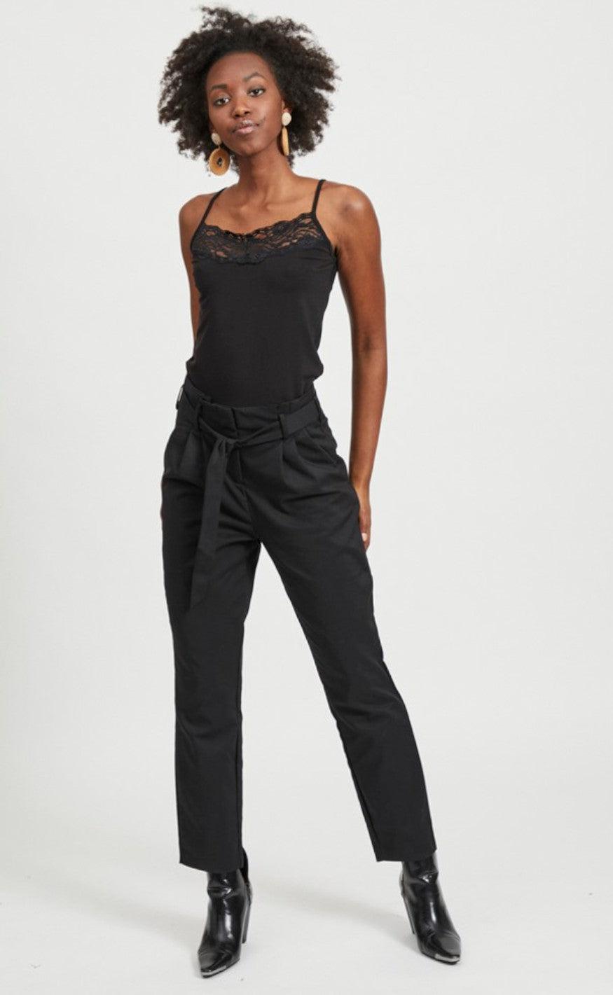 VILA Top - Officiel Lace Strap - Black