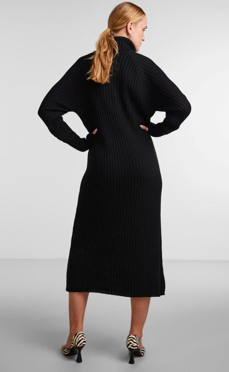 YAS Kjole - Mavi - Black