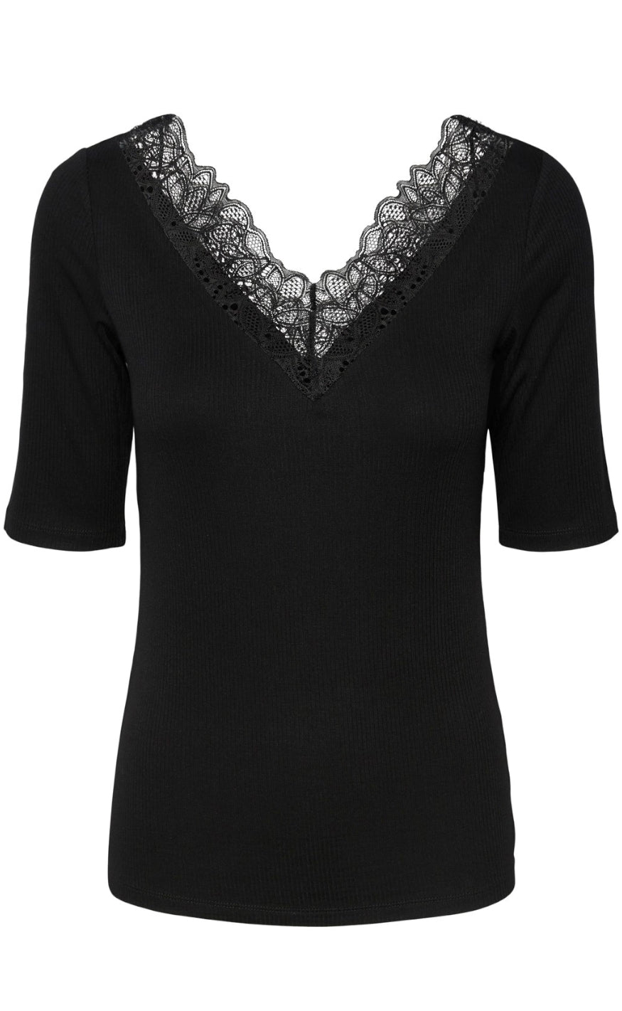 YAS T-shirt - Elle V-Neck - Black